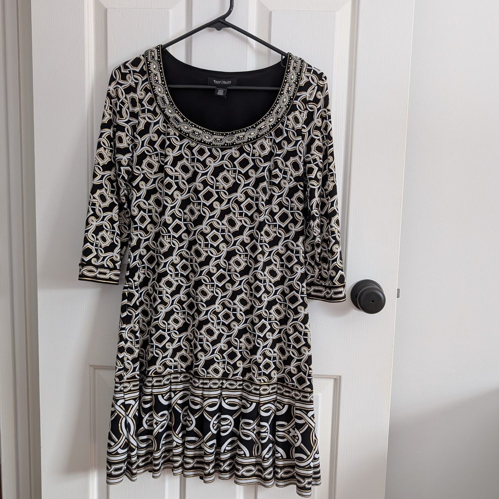 White House Black Market Women's Black White Gold Geometric Pleated Dress Small